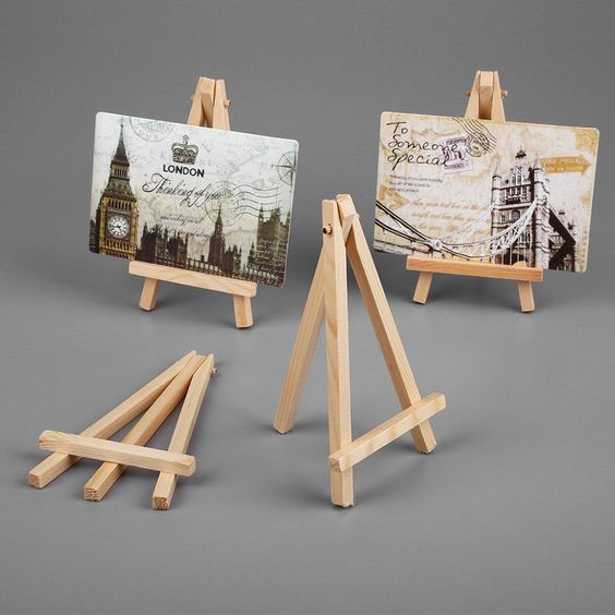 The Anupam Stationery Easel is a versatile workstation perfect for a variety of creative tasks from calligraphy to sketching. Featuring a smooth wooden frame and a selection of calligraphy and drawing books